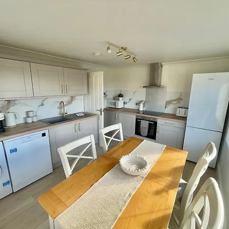 Coppice Apartment *